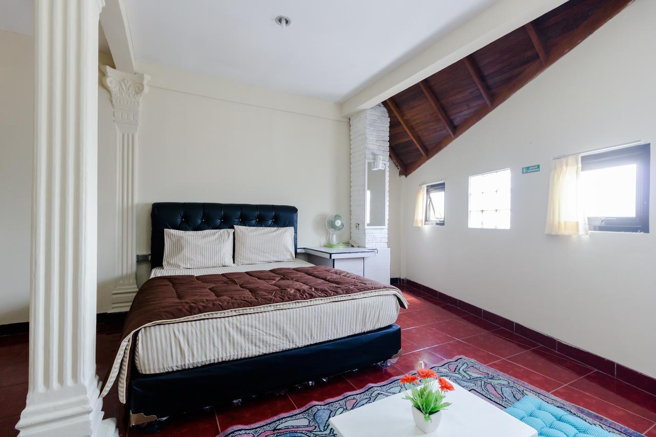 باندونج Pele Guesthouse المظهر الخارجي الصورة
