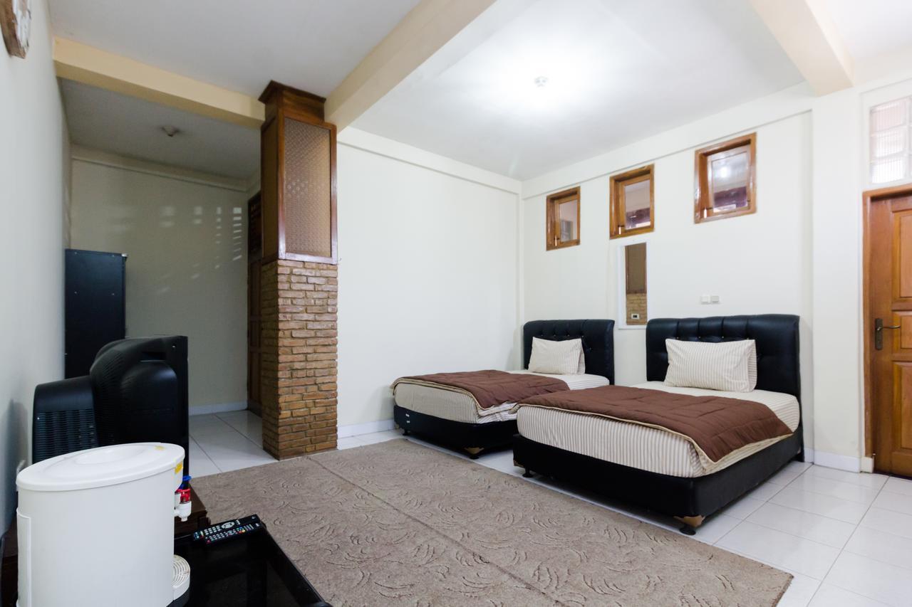 باندونج Pele Guesthouse المظهر الخارجي الصورة