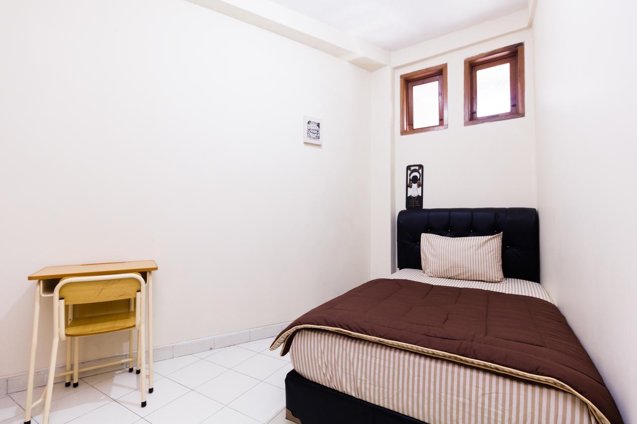 باندونج Pele Guesthouse المظهر الخارجي الصورة