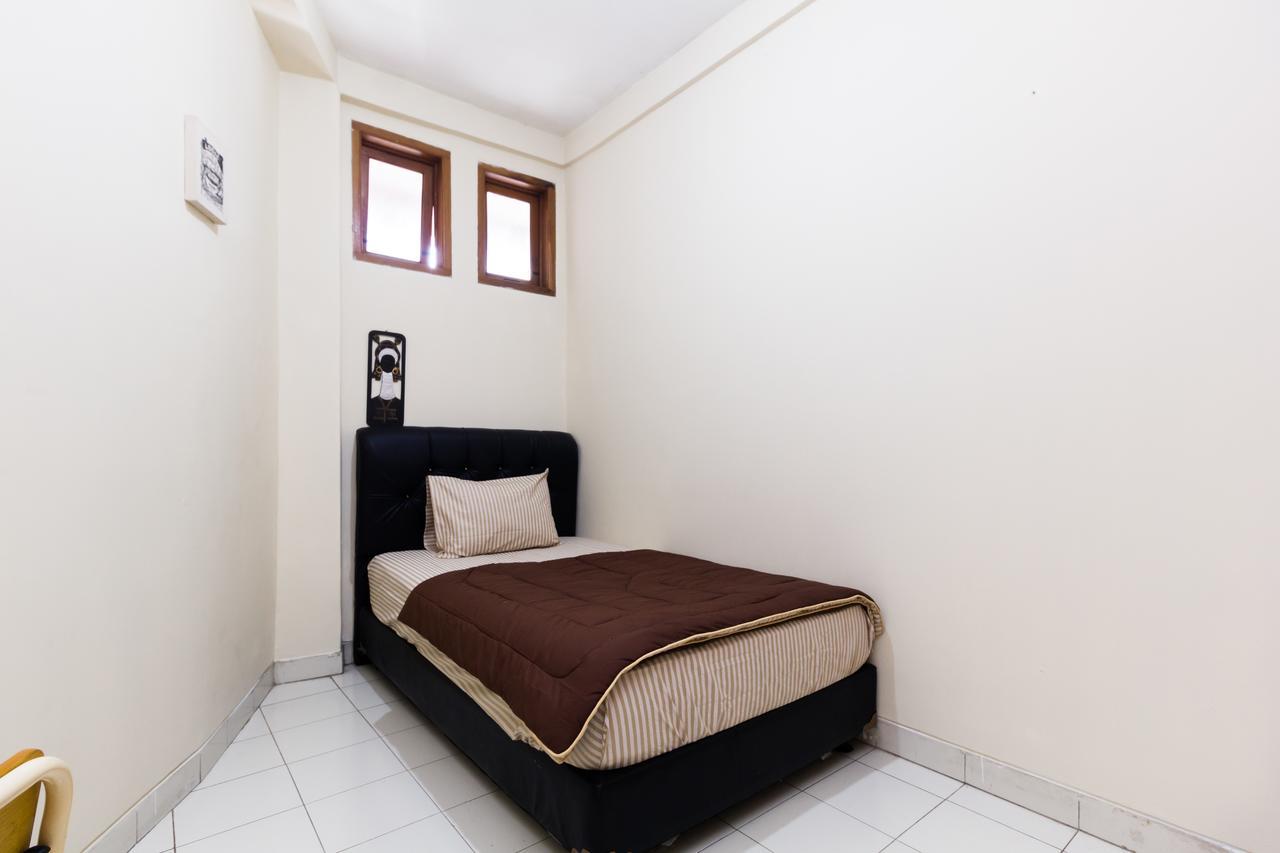 باندونج Pele Guesthouse المظهر الخارجي الصورة
